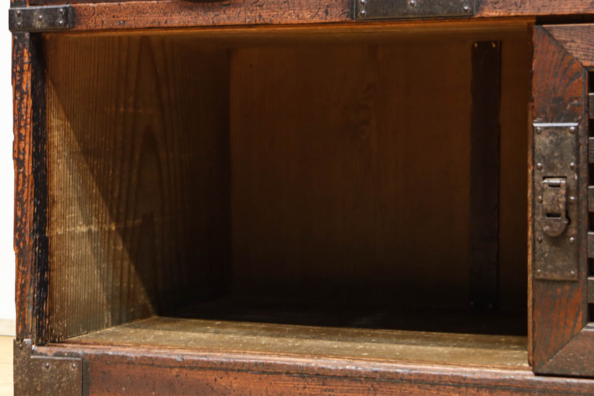 Merchant Chest BB1313-MT