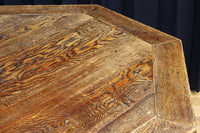 極上珍品!! 華やかなデザインで存在感を放つ八角形のテーブル　BB1776