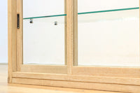 木地色の木枠が美しい6面ガラスのショーケース　BB1831