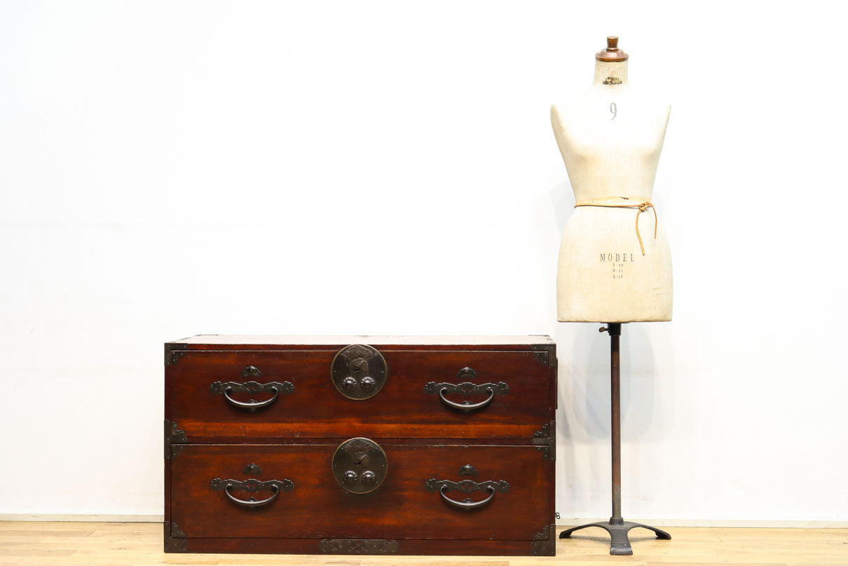 Clothing Chest BB1927