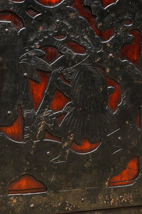 極上の装飾金具に覆われた佐渡八幡衣裳箪笥　BB2251