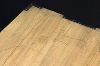 明るい木地色をした柔らかなアイアンフレーム付き小間物箪笥　BB2259