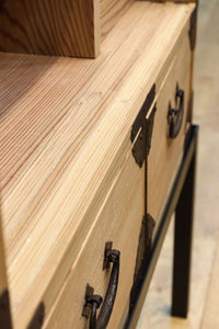 七宝組子が可愛らしいアイアンフレーム付き枕箪笥　BB3094