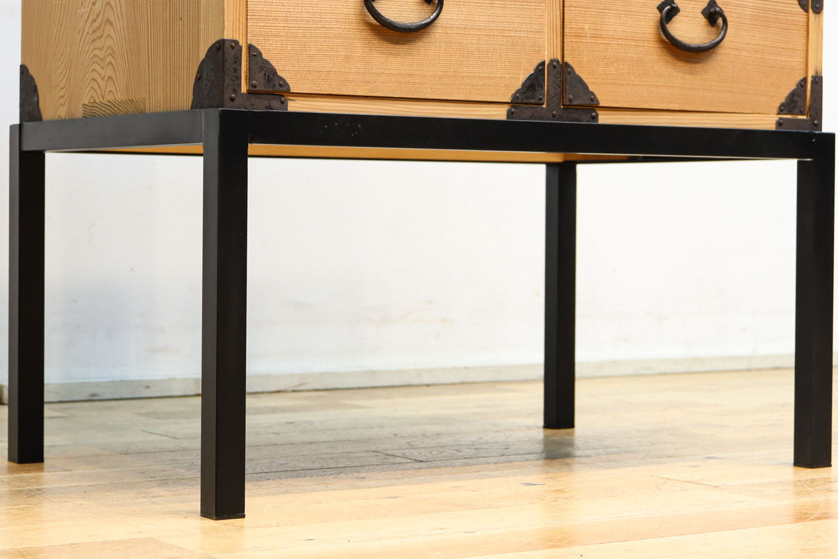 七宝組子が可愛らしいアイアンフレーム付き枕箪笥　BB3094