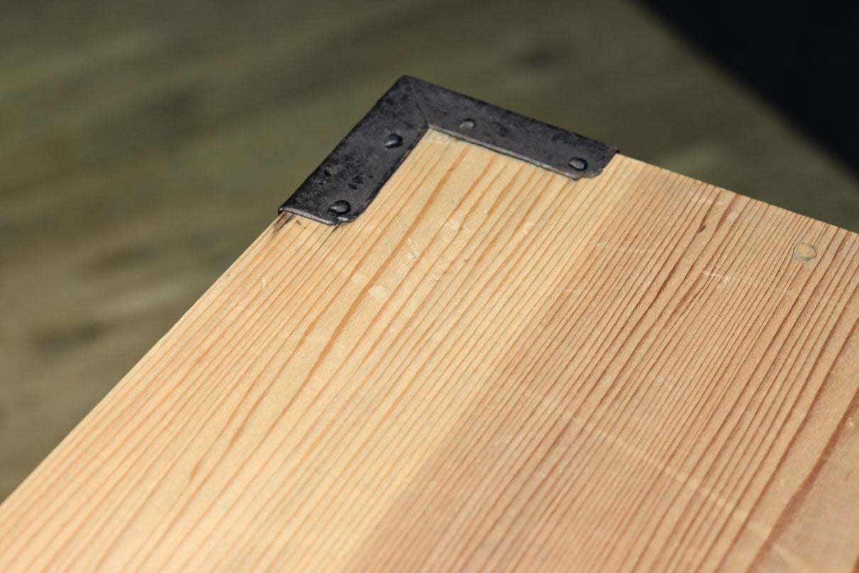 七宝組子が可愛らしいアイアンフレーム付き枕箪笥　BB3094