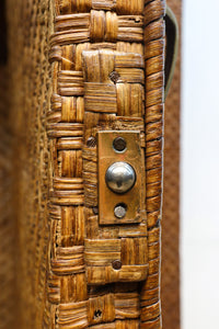 珍品!! 味わい深い網代編みの衣裳箪笥　BB3101