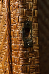 珍品!! 味わい深い網代編みの衣裳箪笥　BB3101