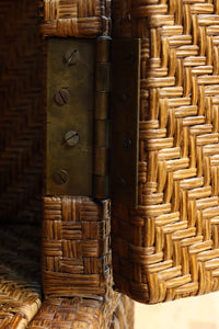 珍品!! 味わい深い網代編みの衣裳箪笥　BB3101