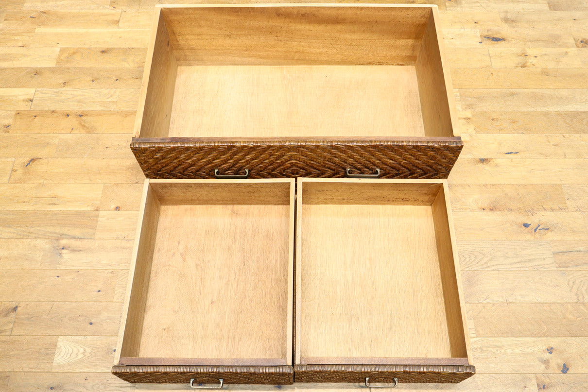 珍品!! 味わい深い網代編みの衣裳箪笥　BB3101