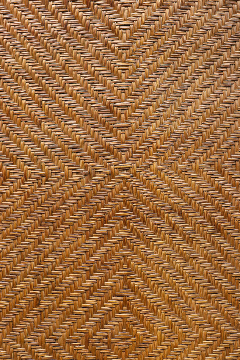 珍品!! 味わい深い網代編みの衣裳箪笥　BB3101