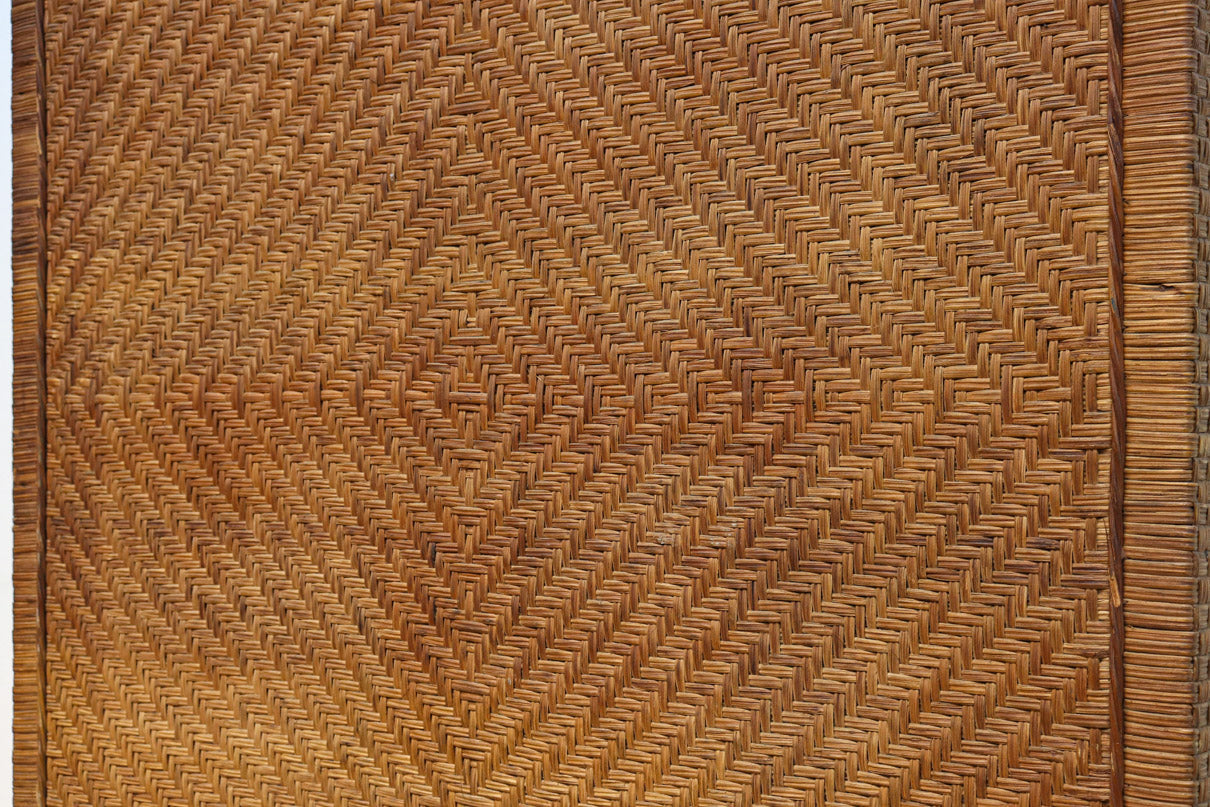 珍品!! 味わい深い網代編みの衣裳箪笥　BB3101