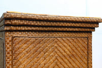 珍品!! 味わい深い網代編みの衣裳箪笥　BB3101