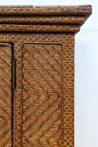 珍品!! 味わい深い網代編みの衣裳箪笥　BB3101