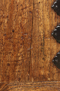 珍品!! 迫力ある装飾金具で飾られた絢爛な観音扉の小型帳場箪笥　BB3105