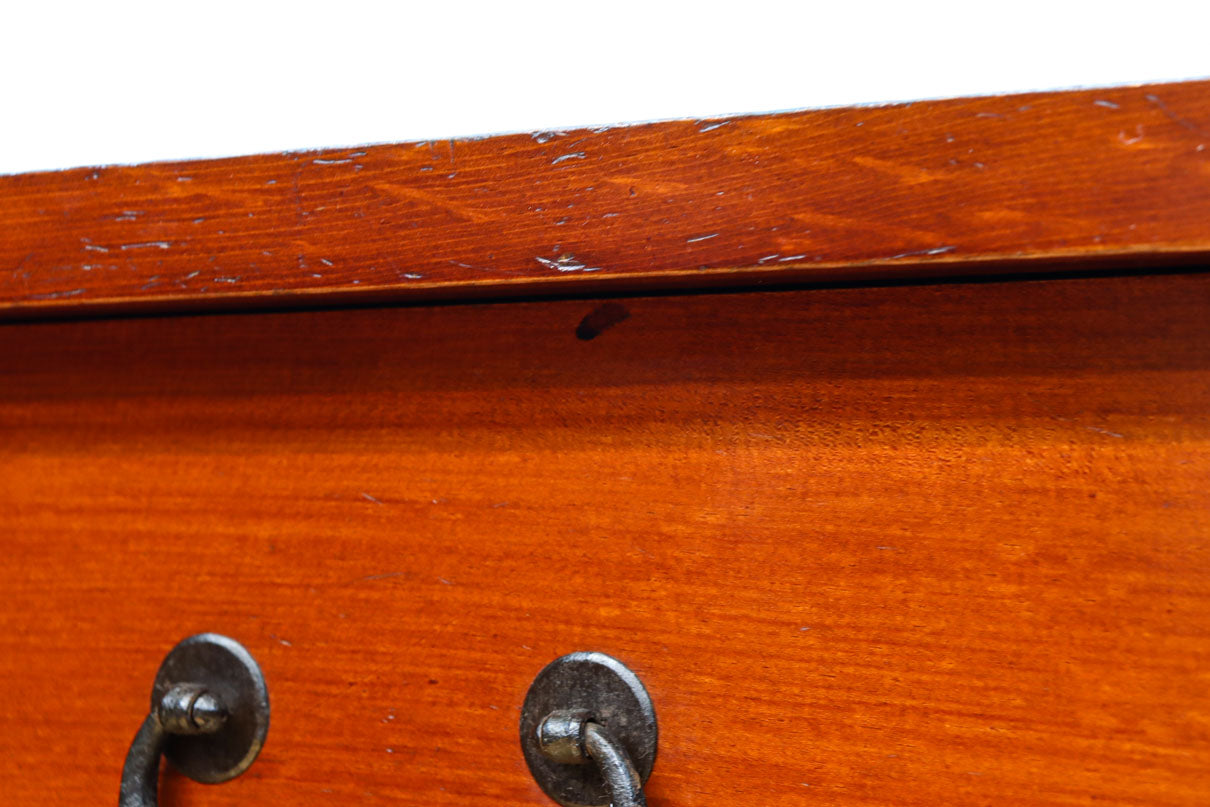 引き出し内部にまで黒漆を施した上質な庄内収納箪笥　BB3113