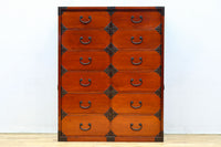 引き出し内部にまで黒漆を施した上質な庄内収納箪笥　BB3113