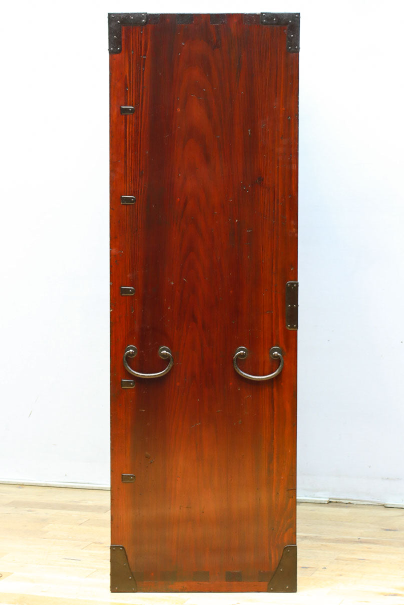 引き出し内部にまで黒漆を施した上質な庄内収納箪笥　BB3113