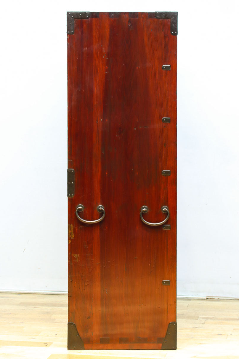 引き出し内部にまで黒漆を施した上質な庄内収納箪笥　BB3113