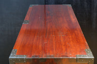 引き出し内部にまで黒漆を施した上質な庄内収納箪笥　BB3113