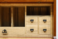 国産ステンドグラスが煌めく魅力的な造りのライティングビューロー　BB3114