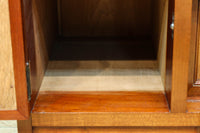 国産ステンドグラスが煌めく魅力的な造りのライティングビューロー　BB3114