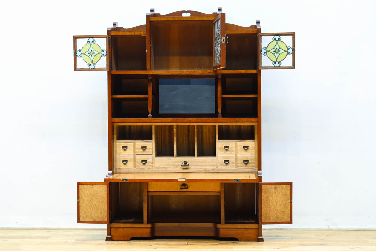 国産ステンドグラスが煌めく魅力的な造りのライティングビューロー　BB3114