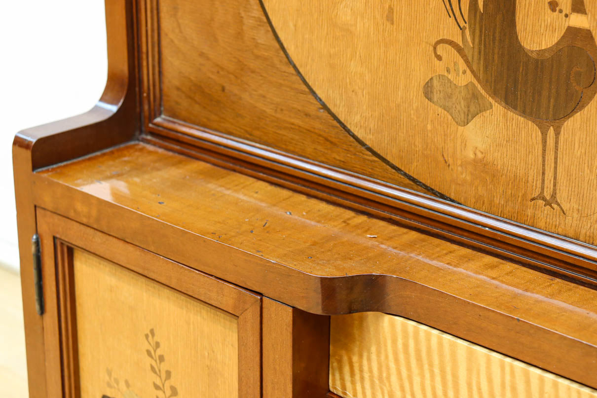 国産ステンドグラスが煌めく魅力的な造りのライティングビューロー　BB3114