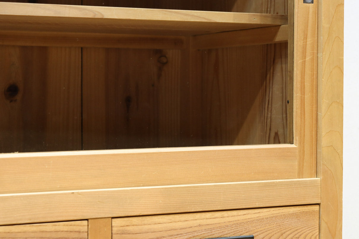 幅900ミリ!! 温かみのある木地色のレトロガラスケース　BB3115