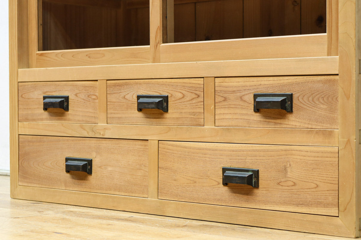 幅900ミリ!! 温かみのある木地色のレトロガラスケース　BB3115