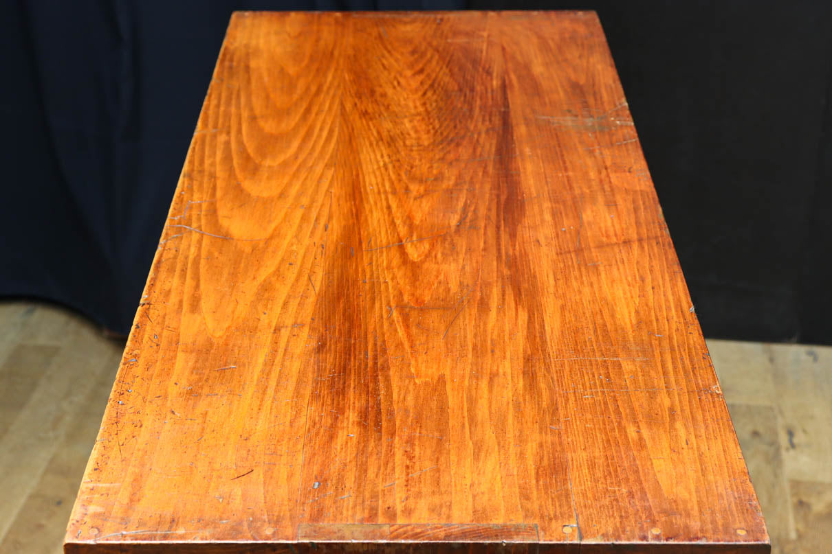 歴史ある味わい深いふすま絵の飛騨地方茶箪笥　BB3116