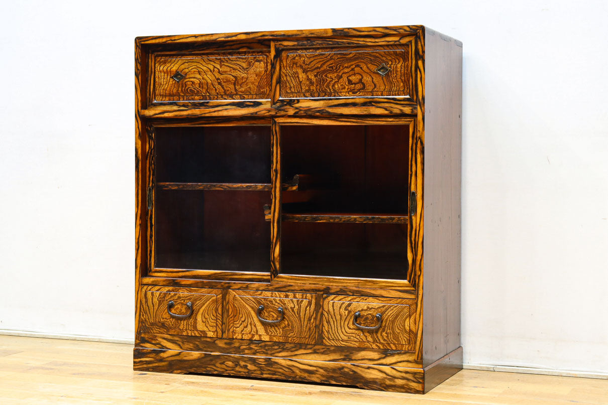 美しいけやきと黒柿杢目の風情溢れる極上茶箪笥　BB3117