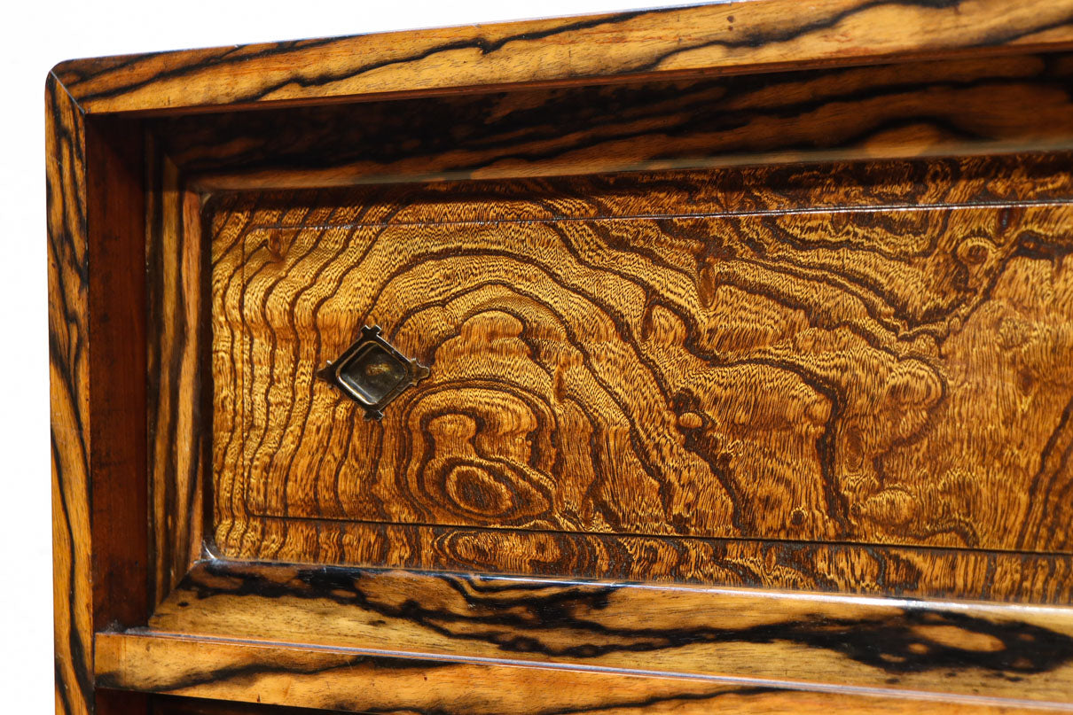 美しいけやきと黒柿杢目の風情溢れる極上茶箪笥　BB3117
