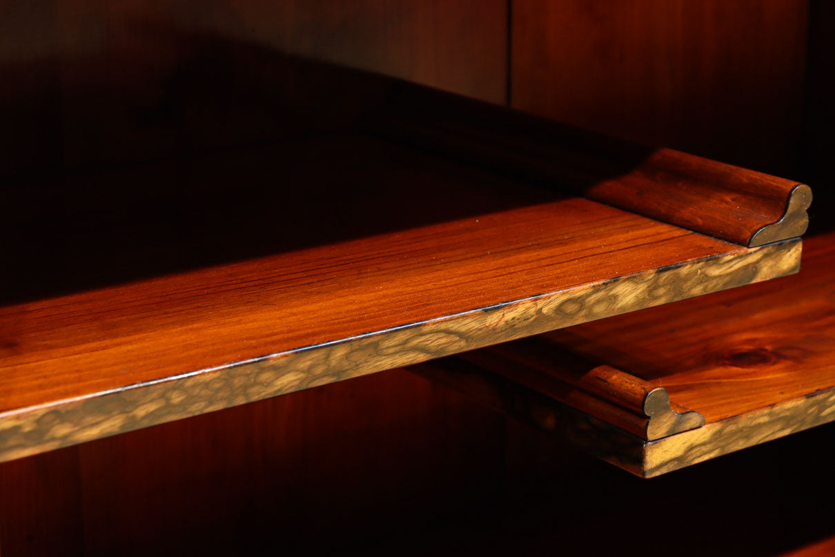 美しいけやきと黒柿杢目の風情溢れる極上茶箪笥　BB3117