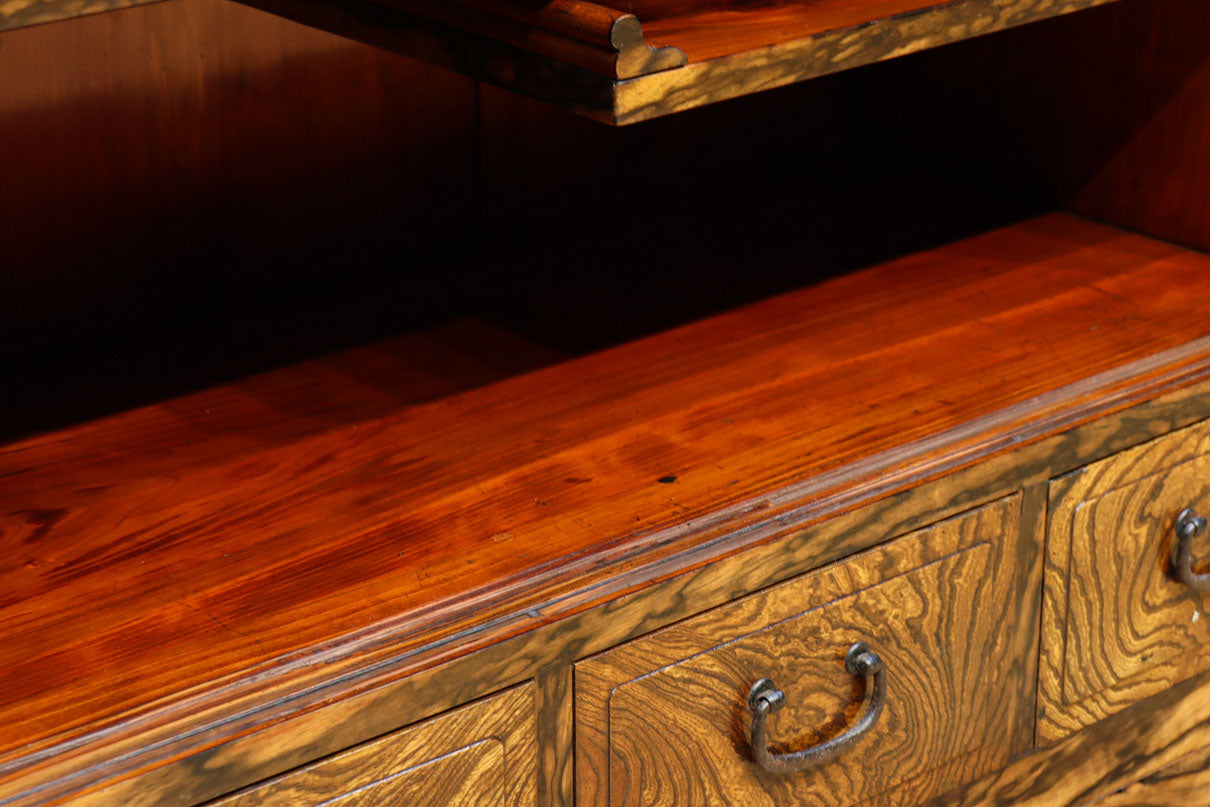 美しいけやきと黒柿杢目の風情溢れる極上茶箪笥　BB3117