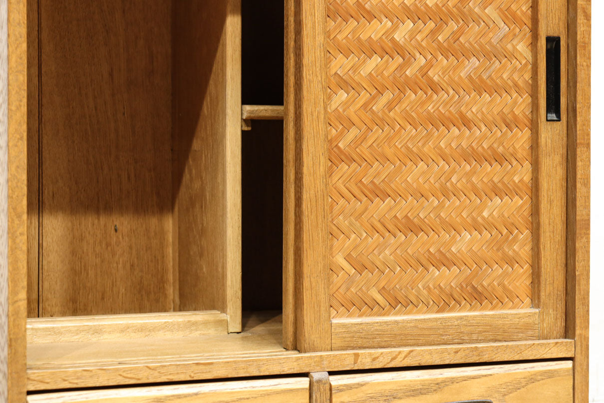 極上全面タモ材‼ 木地色の優しい風合いをした網代戸の小箪笥　BB3122