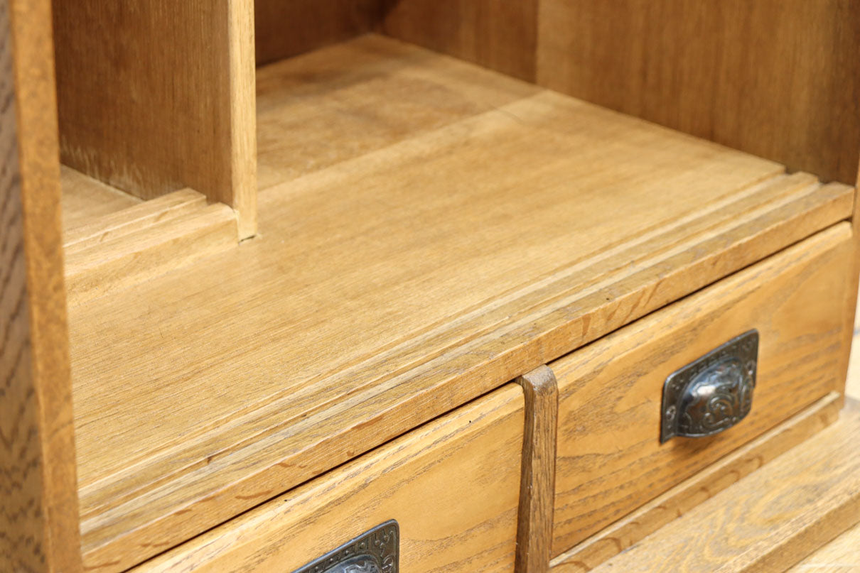 極上全面タモ材‼ 木地色の優しい風合いをした網代戸の小箪笥　BB3122