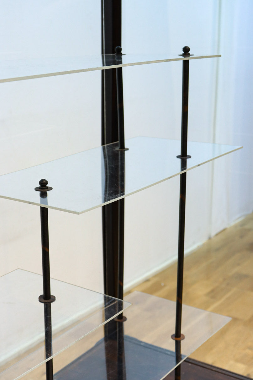 タイル細工を施したレトロ感溢れる稀少アンバー色ガラス4面ショーケース　BB3124