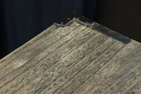 凛とした風格漂うアイアンフレーム付き総桐刀箪笥　BB3126