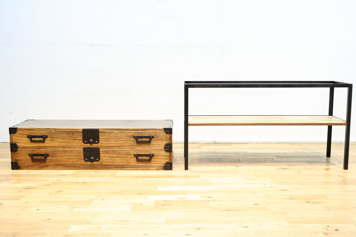 凛とした風格漂うアイアンフレーム付き総桐刀箪笥　BB3126