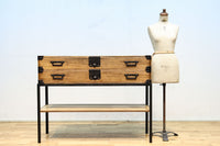 凛とした風格漂うアイアンフレーム付き総桐刀箪笥　BB3126