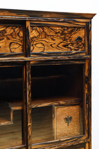 正面に黒柿、三方に欅を惜しみなく使用した高級感極上茶箪笥　BB3127