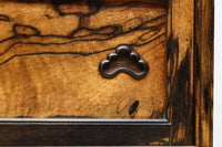 正面に黒柿、三方に欅を惜しみなく使用した高級感極上茶箪笥　BB3127