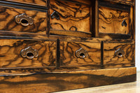 正面に黒柿、三方に欅を惜しみなく使用した高級感極上茶箪笥　BB3127