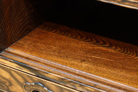 正面に黒柿、三方に欅を惜しみなく使用した高級感極上茶箪笥　BB3127