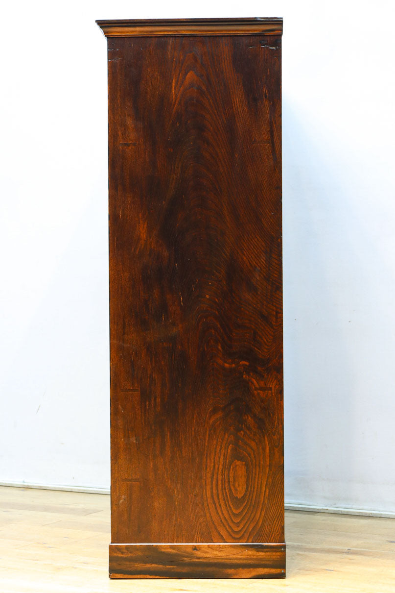 正面に黒柿、三方に欅を惜しみなく使用した高級感極上茶箪笥　BB3127