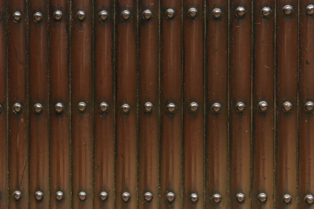 上品さが際立つみざら戸づくりの近江水屋箪笥　BB3132