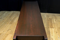 上品さが際立つみざら戸づくりの近江水屋箪笥　BB3132