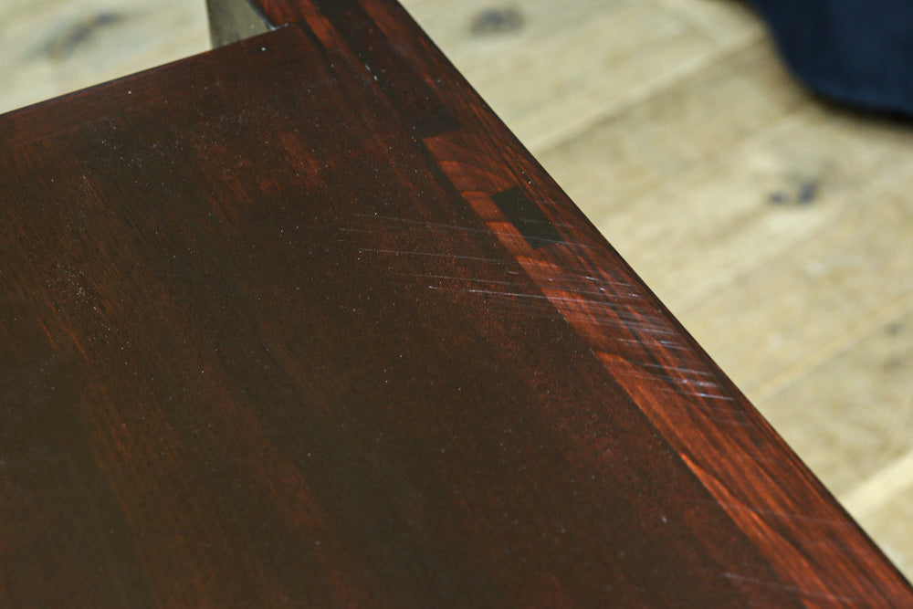 上品さが際立つみざら戸づくりの近江水屋箪笥　BB3132