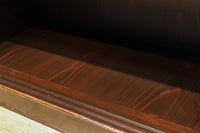 上品さが際立つみざら戸づくりの近江水屋箪笥　BB3132