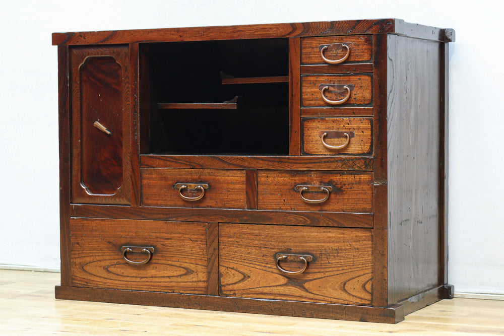 艶みある古色の色彩で風情溢れる前面総欅茶箪笥 BB3134 – 古福庵